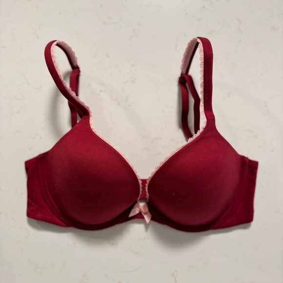 Victoria Secret Body by Victoria Underwire Bra in Deep Red with Molded Cups - Picture 1 of 12